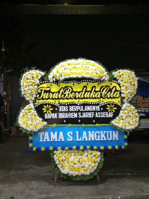 Papan Bunga Duka di Soasio