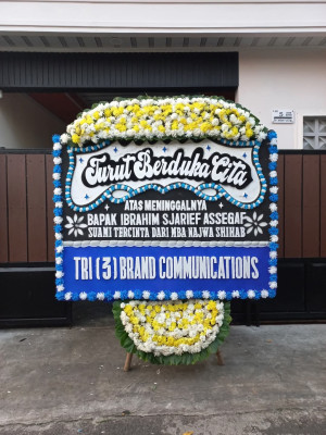 Papan Bunga Duka di Soasio